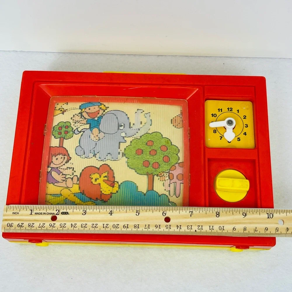 Vintage Blue-Box Musical Toy TV Wind Up Scrolling Jungle Animals Red Yellow 1970